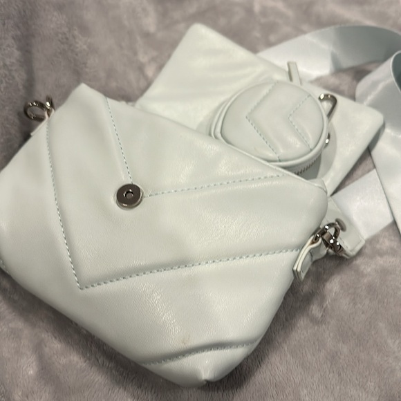 Madden Purse - Picture 3 of 6